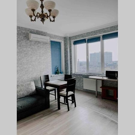 Апартаменты Целиком Odessa Exteriör bild