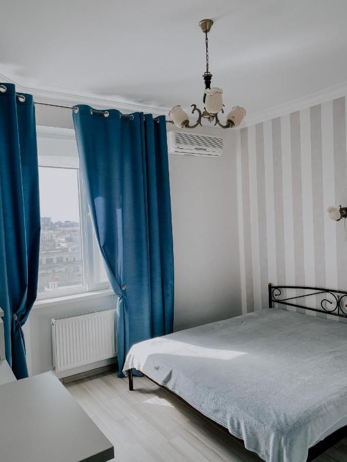 Апартаменты Целиком Odessa Exteriör bild